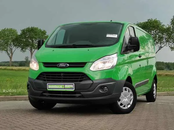 Ford Transit Custom 2.0 TD L2H1 TREND Image 1